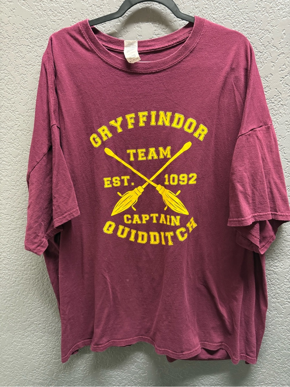 Gryffindor Team Captain Quidditch T-Shirt - Burgundy